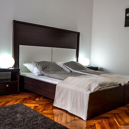 Modena Apartments Novi Sad Ruang foto