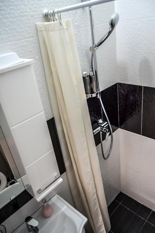 Modena Apartments Novi Sad Ruang foto