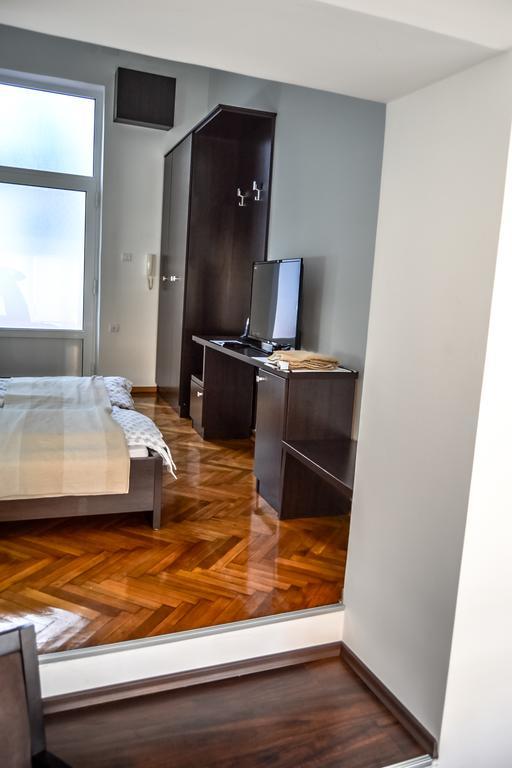 Modena Apartments Novi Sad Ruang foto