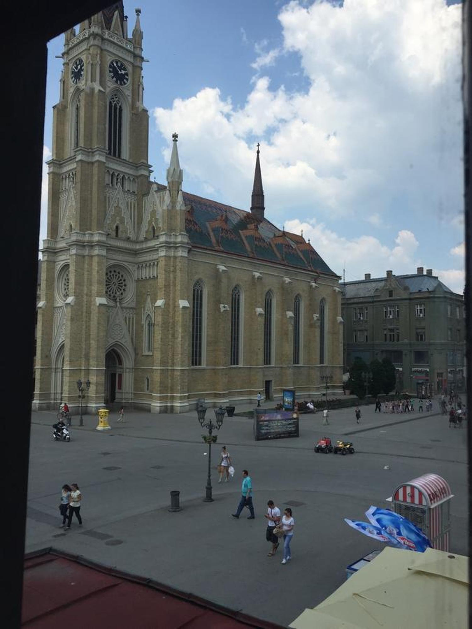Modena Apartments Novi Sad Bagian luar foto